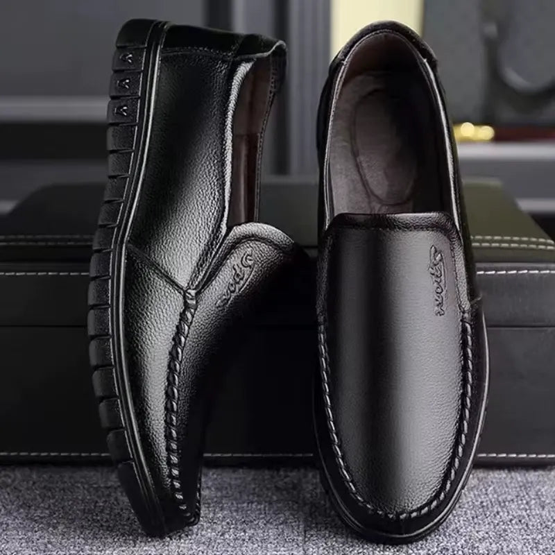 MOCASSINS EN CUIR NOIR SOUPLE 2026-MG